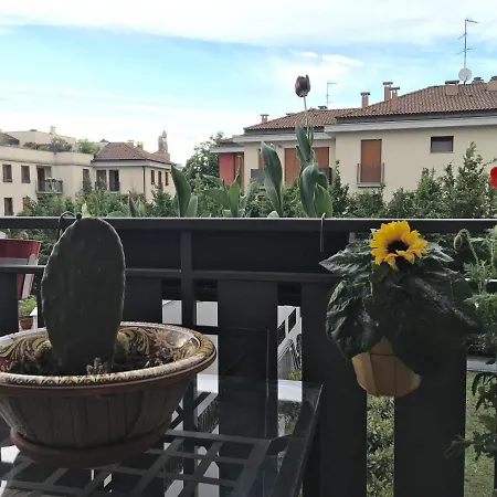 Navigli With Private Terrace And Parking *